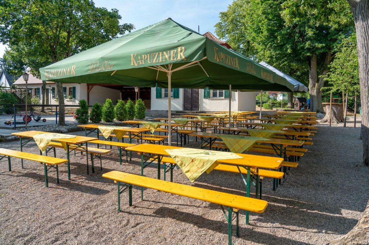 Landgasthof Moersbergei Bubenreuth Bagian luar foto